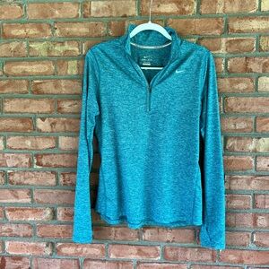 Women’s Nike Dri-Fit Quarter Zip Top, M
